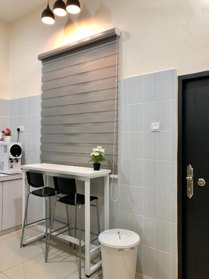 Rumahku Homestay, Taman Jasin Perdana Екстер'єр фото